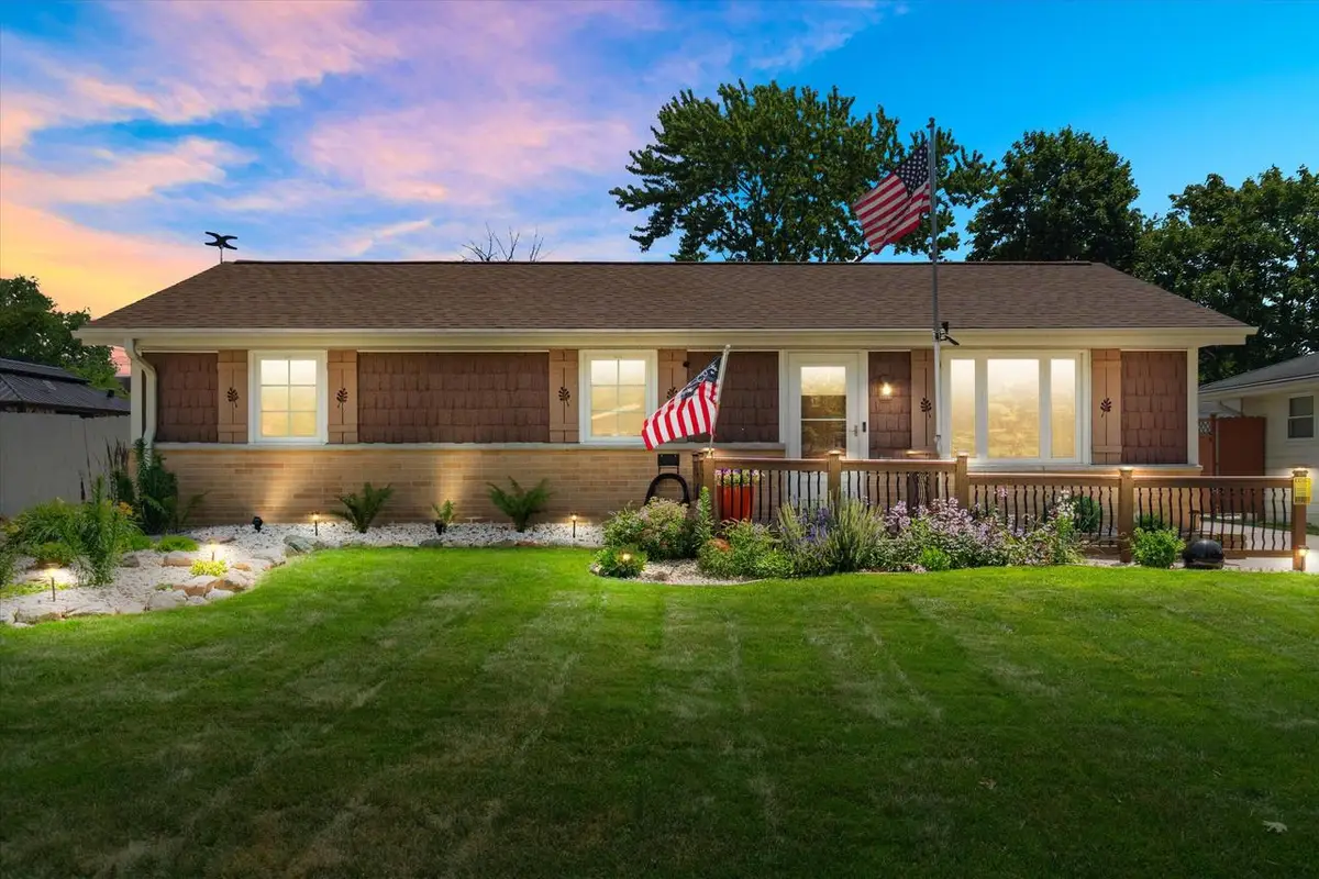 3250 S 105th STREET, West Allis, WI 53227 - #1