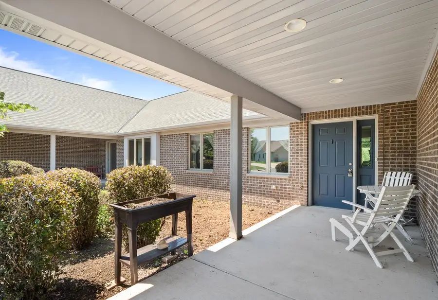 211 Windmill LANE, Walworth, WI 53184 - #2