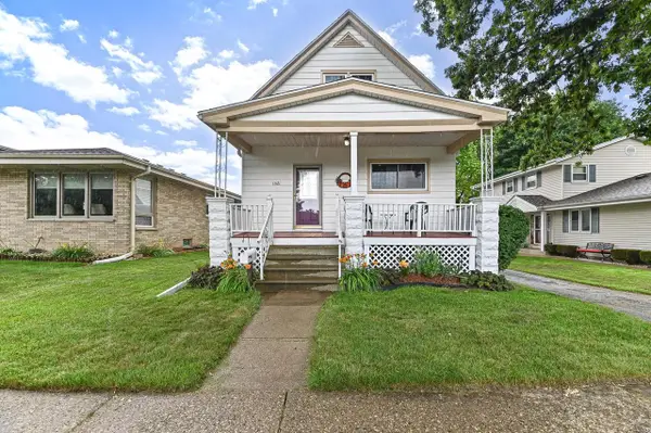 1521 Marquette AVENUE, South Milwaukee, WI 53172