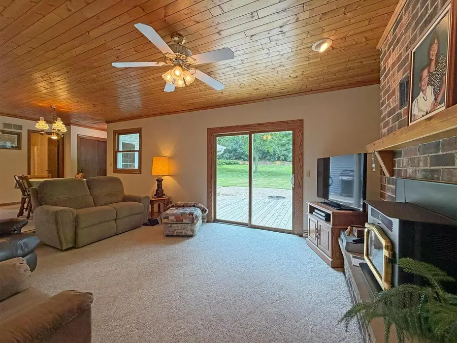 4861 Briarvale DRIVE, West Bend, WI 53095 - #3