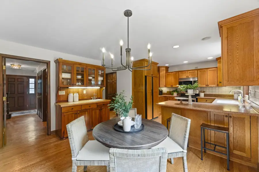 290 Fieldstone ROAD, Delafield, WI 53018 - #2