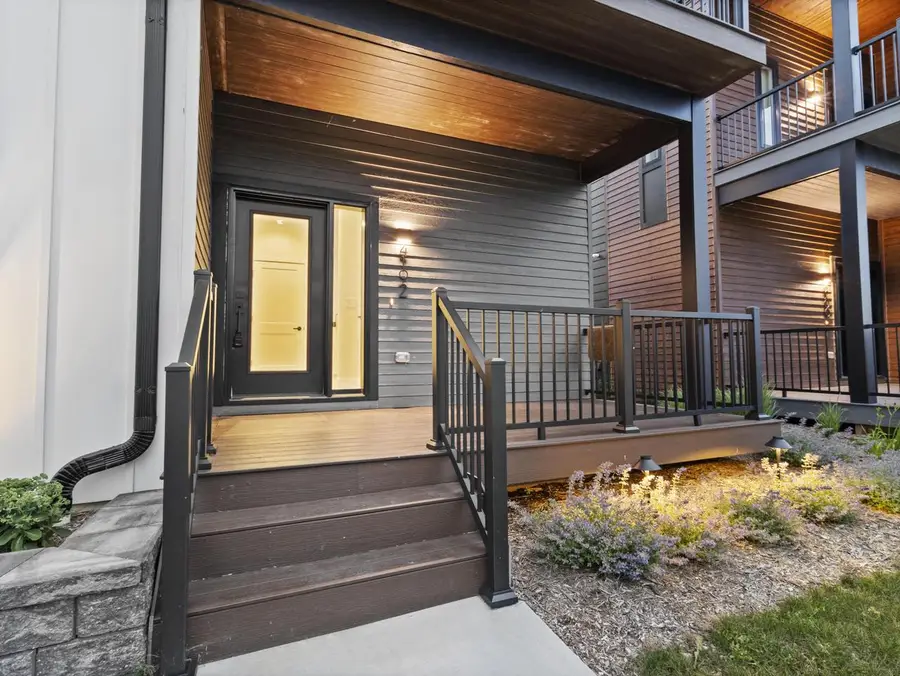 4192 E Lake Vista BOULEVARD, Oak Creek, WI 53154 - #3