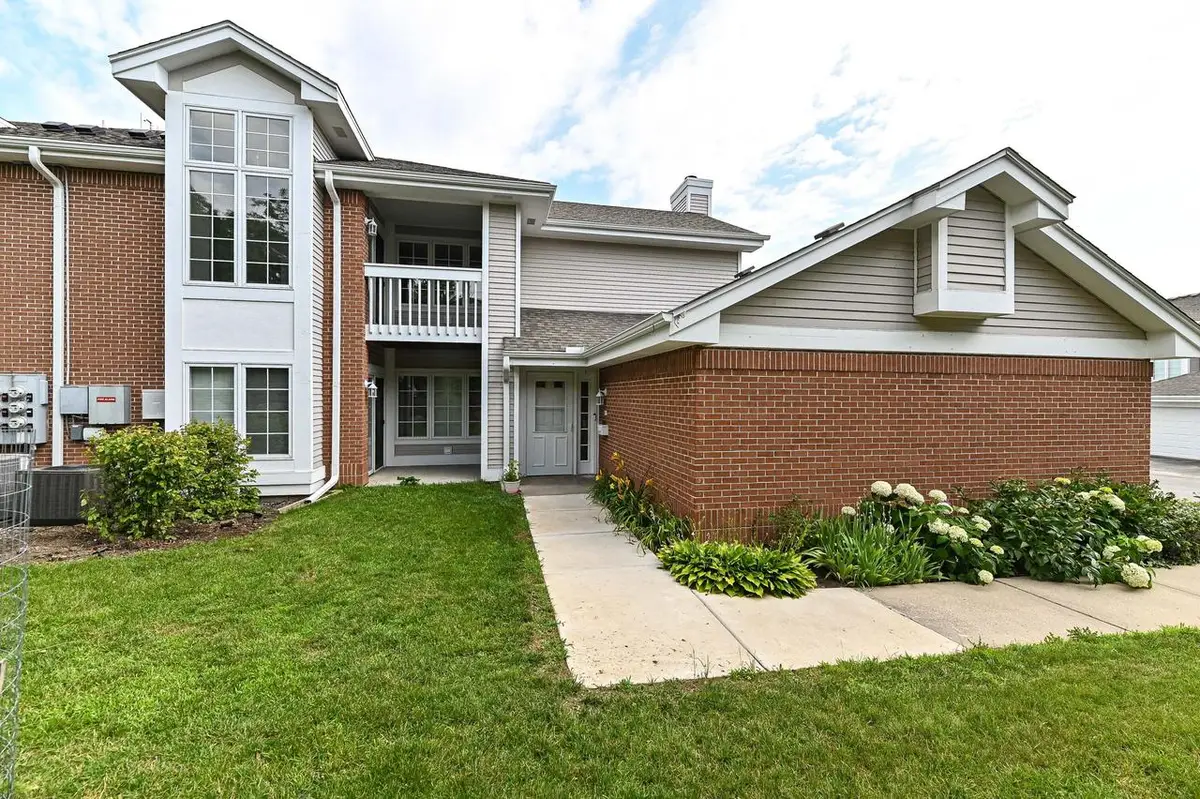 9111 Westlake DRIVE, Greendale, WI 53129 - #1