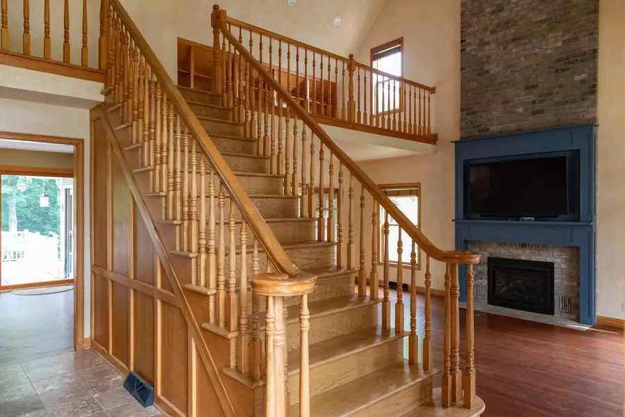 1340 Barrington Woods DRIVE, Brookfield, WI 53045 - #3
