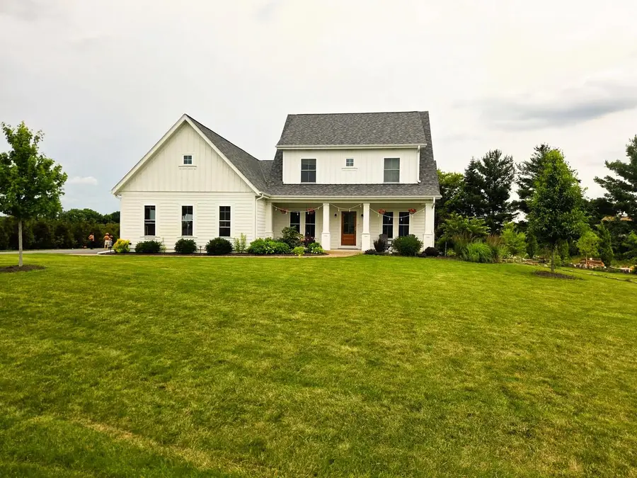 N52W30598 Moraine DRIVE, Hartland, WI 53029 - #2