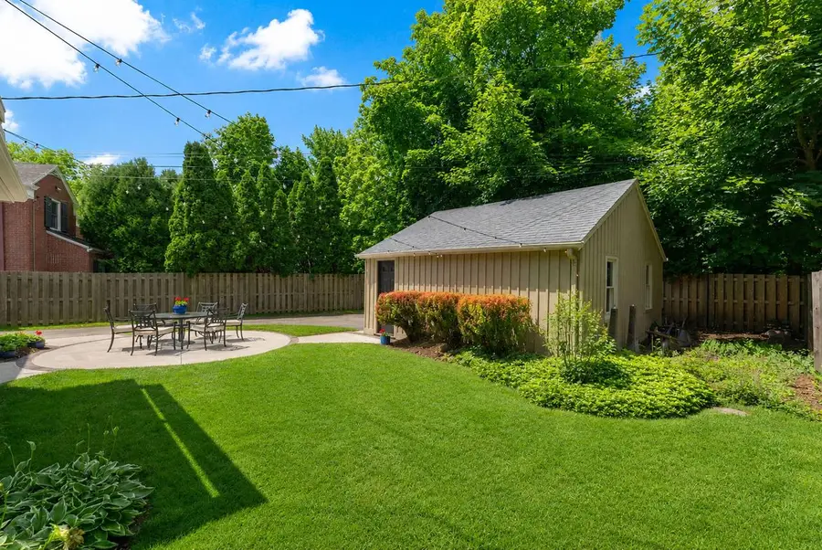 6931 N Belmont LANE, Fox Point, WI 53217 - #3