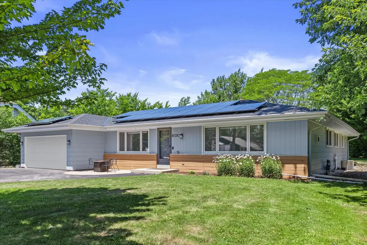 800 E Dean ROAD, Milwaukee, WI 53217 - #1