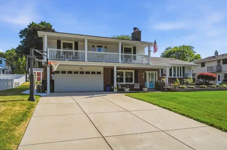 2789 N Mayfair COURT, Wauwatosa, WI 53222 - #2