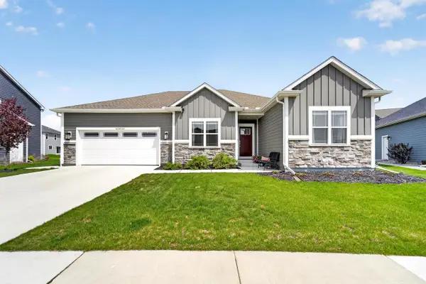 N67W25380 Aspen LANE, Sussex, WI 53089