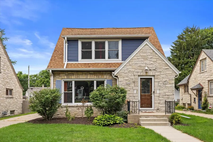 2945 N 69th STREET #2947, Milwaukee, WI 53210 - #2