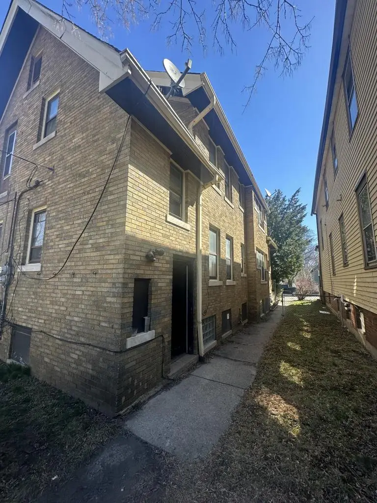 3717 N Port Washington AVENUE #3719, Milwaukee, WI 53212 - #2