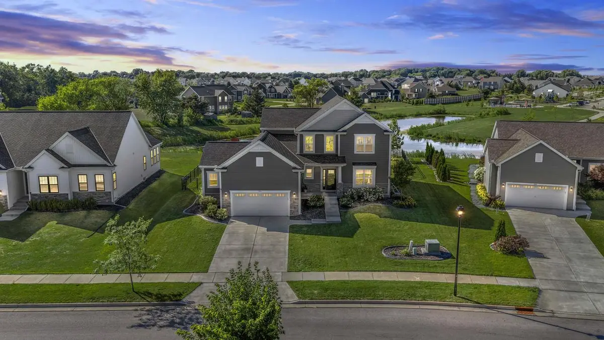 2256 River Bend ROAD, Grafton, WI 53024 - #1