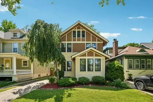 1650 College AVENUE, Racine, WI 53403