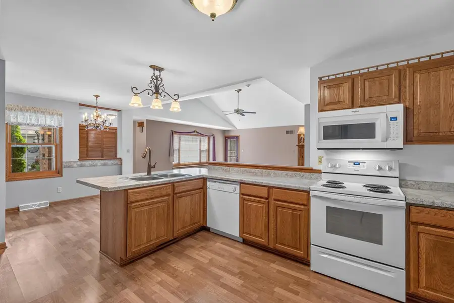 317 E Antoine DRIVE, Port Washington, WI 53074 - #2