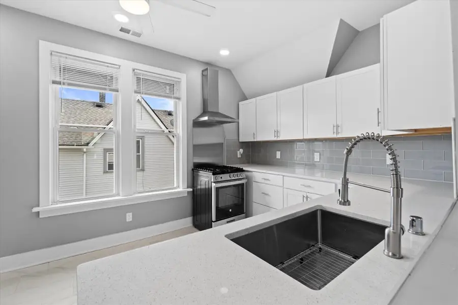 1116 N 13th STREET, Milwaukee, WI 53233 - #3