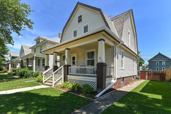 1529 Flett AVENUE, Racine, WI 53405