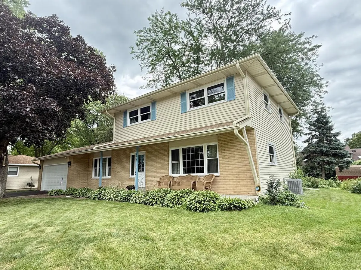 607 Poppy STREET, Oconomowoc, WI 53066 - #1