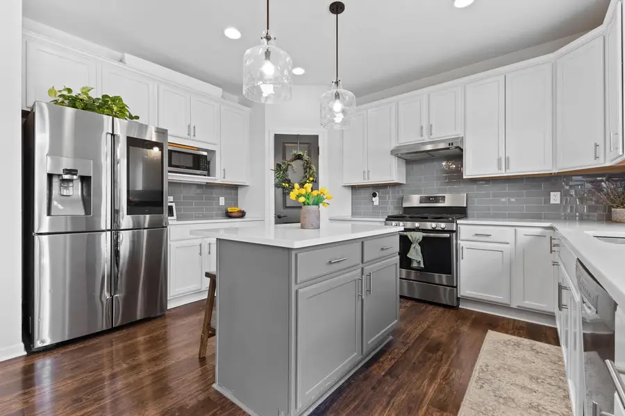 2501 Marie CIRCLE, Waukesha, WI 53189 - #3