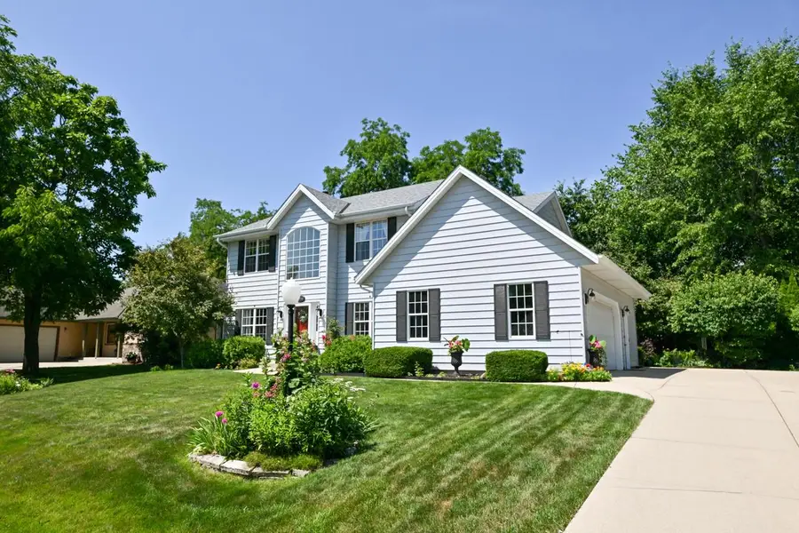 6733 N 108th STREET, Milwaukee, WI 53224 - #3