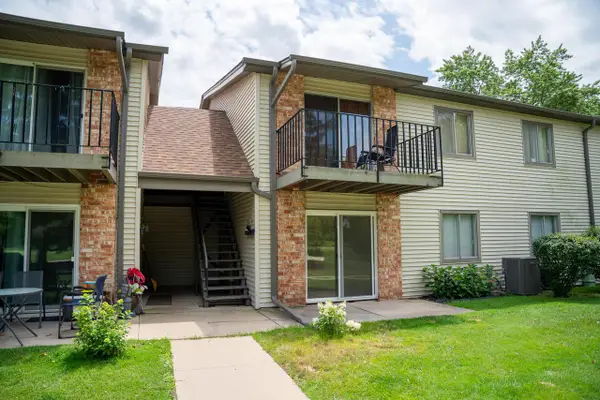 N115W17125 Armada DRIVE #6, Germantown, WI 53022