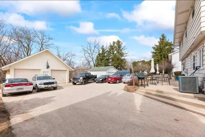 1558 White Rock AVENUE #1560, Waukesha, WI 53186 - #3