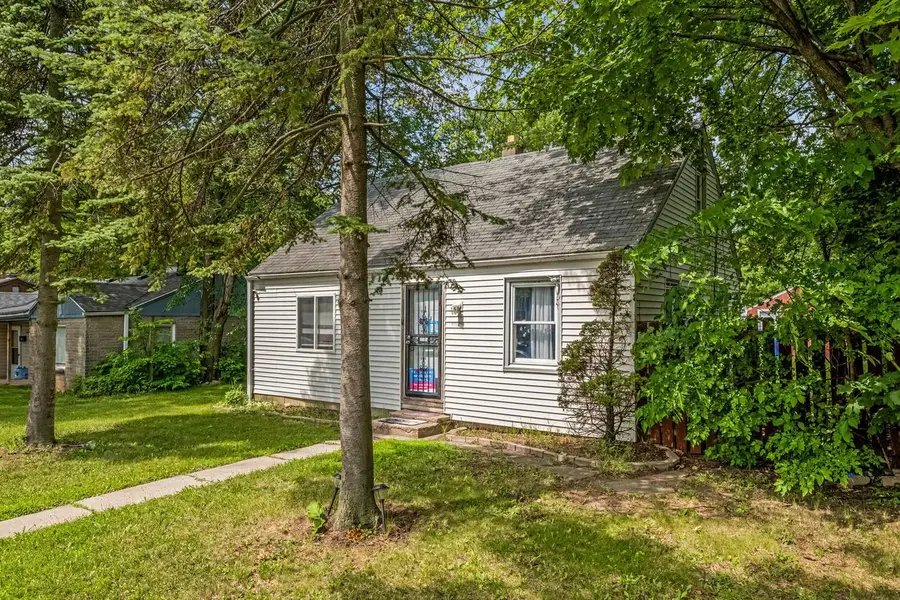 5659 N 65th STREET, Milwaukee, WI 53218 - #3