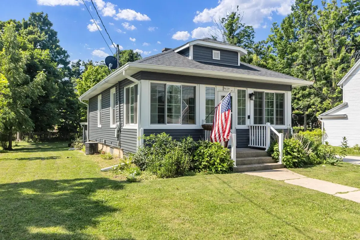 419 W Geneva STREET, Williams Bay, WI 53191 - #1
