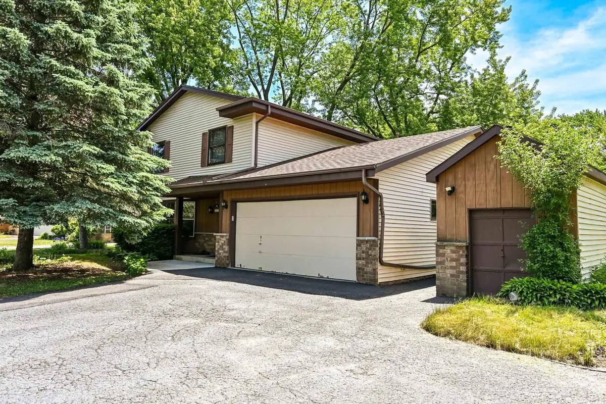 14325 W Lincoln AVENUE, New Berlin, WI 53151 - #1