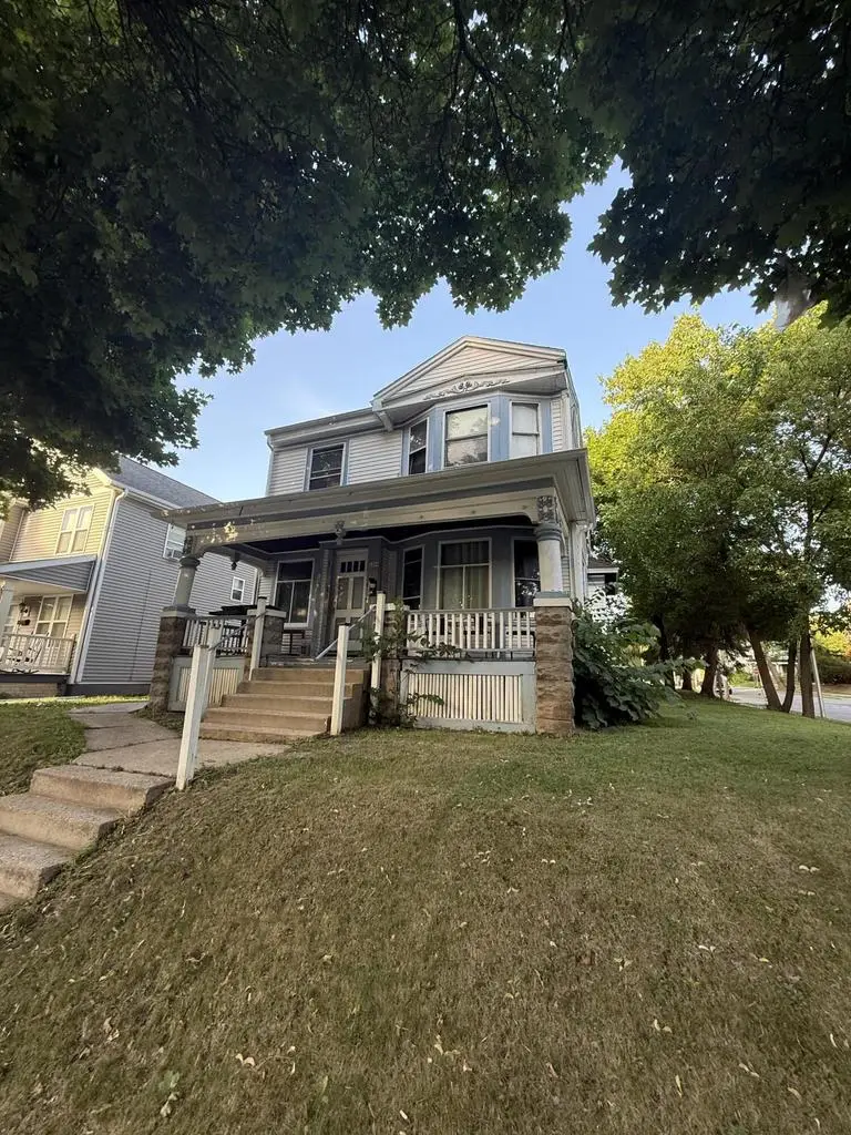 2204 N 41st STREET, Milwaukee, WI 53208 - #3