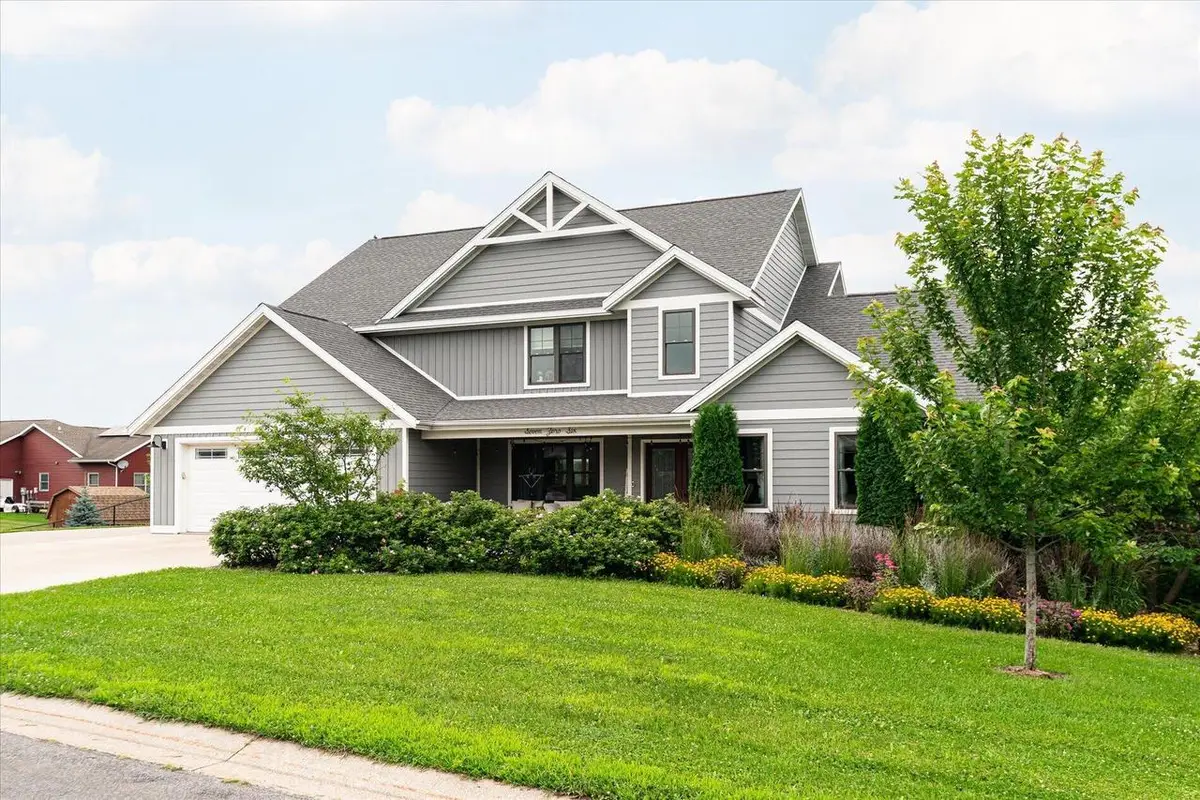 706 Derek LANE, Viroqua, WI 54665 - #1