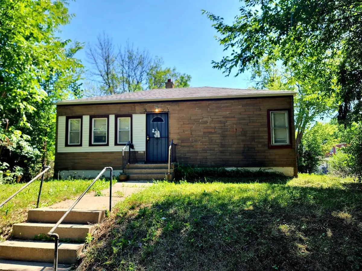 4470 N 37th STREET, Milwaukee, WI 53209 - #1
