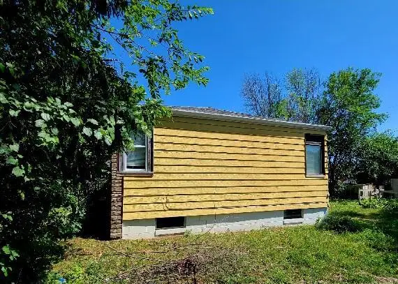 4470 N 37th STREET, Milwaukee, WI 53209 - #3