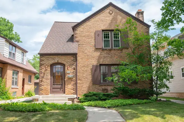 2640 N 72nd STREET, Wauwatosa, WI 53213