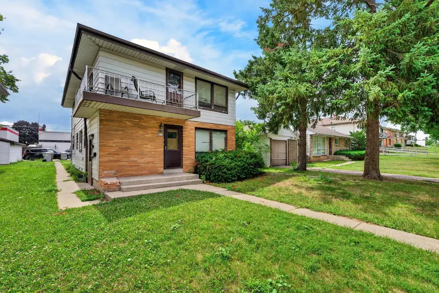 8113 W Beckett AVENUE, Milwaukee, WI 53218 - #2