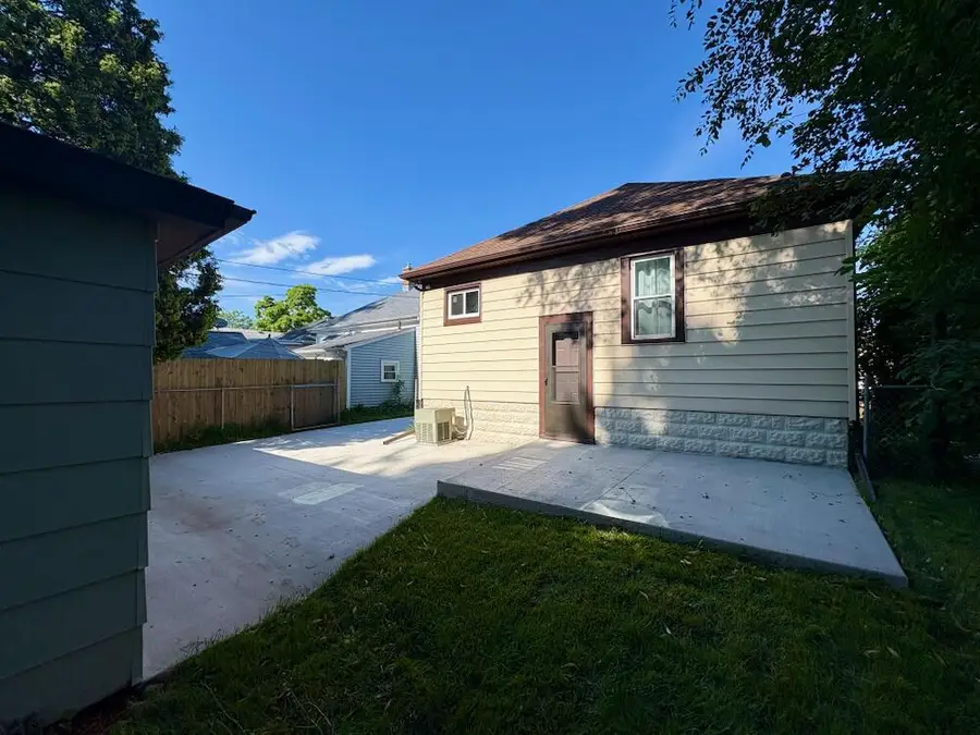 6623 33RD AVENUE, Kenosha, WI 53142 - #2