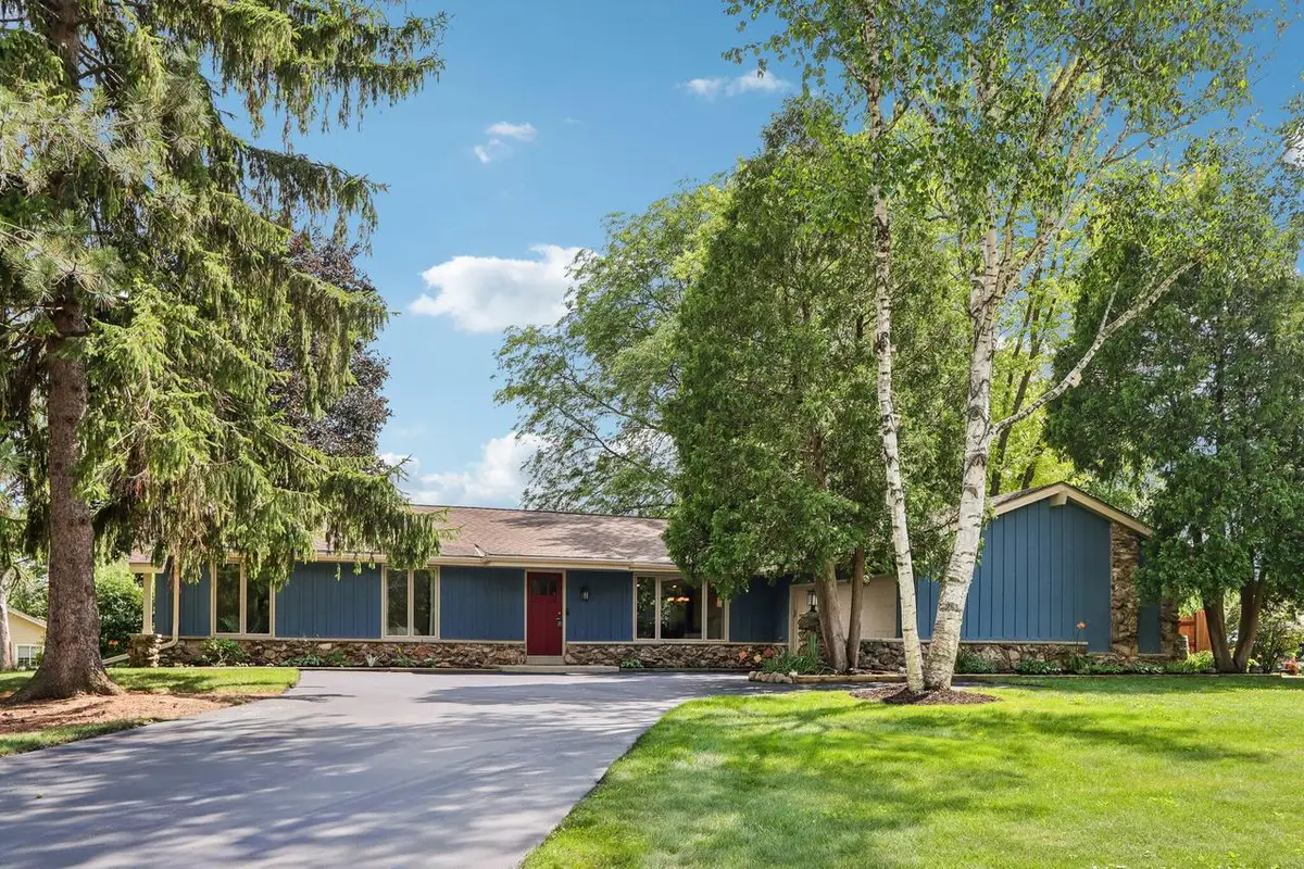 17675 Wexford COURT, Brookfield, WI 53045 - #1