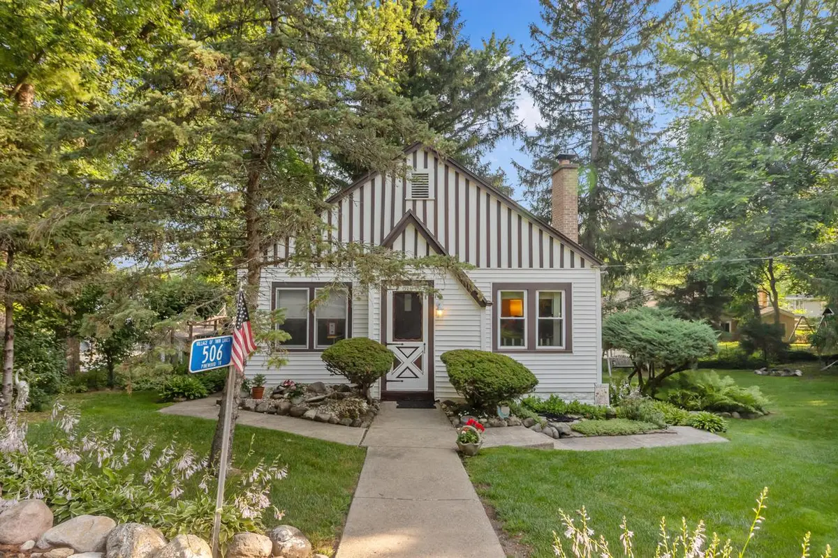 506 Pinewood TRAIL, Twin Lakes, WI 53181 - #1