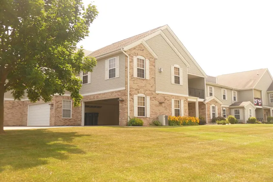 1030 N Sunnyslope DRIVE #204, Mount Pleasant, WI 53406 - #3