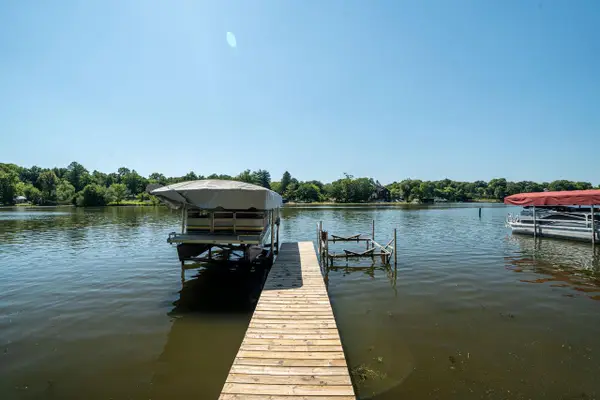 6518 Heidelberg CIRCLE, Waterford, WI 53185