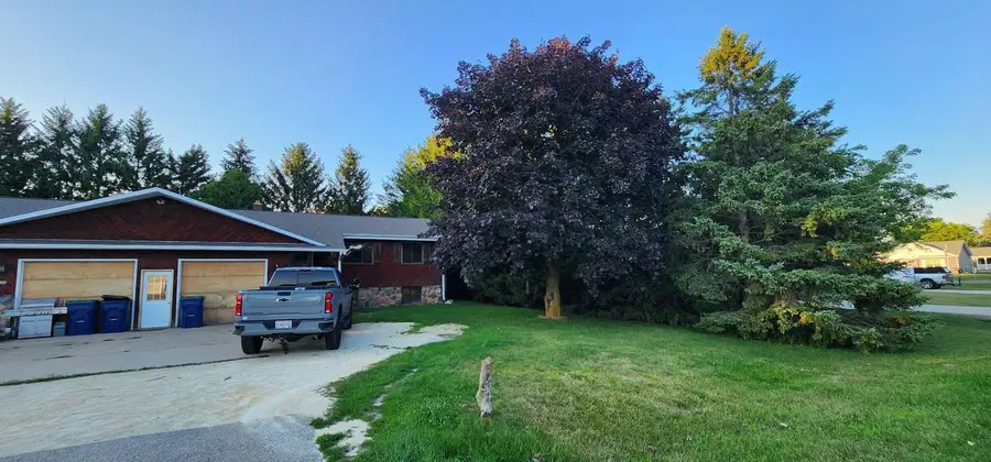 296 Connie DRIVE #294, West Bend, WI 53090 - #2