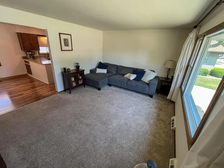 8642 S Fenway COURT, Oak Creek, WI 53154 - #2