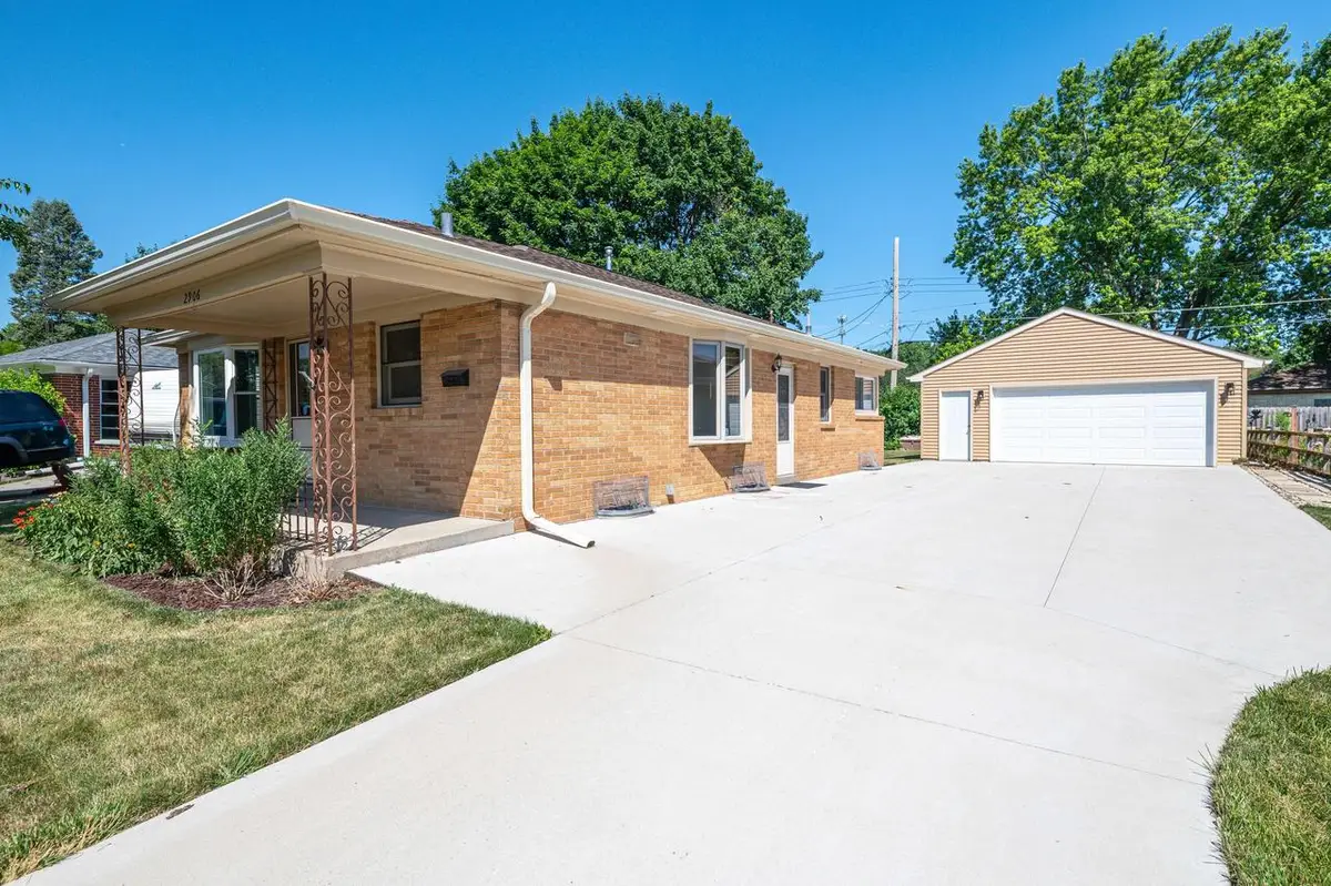 2906 Delaware AVENUE, Racine, WI 53403 - #1