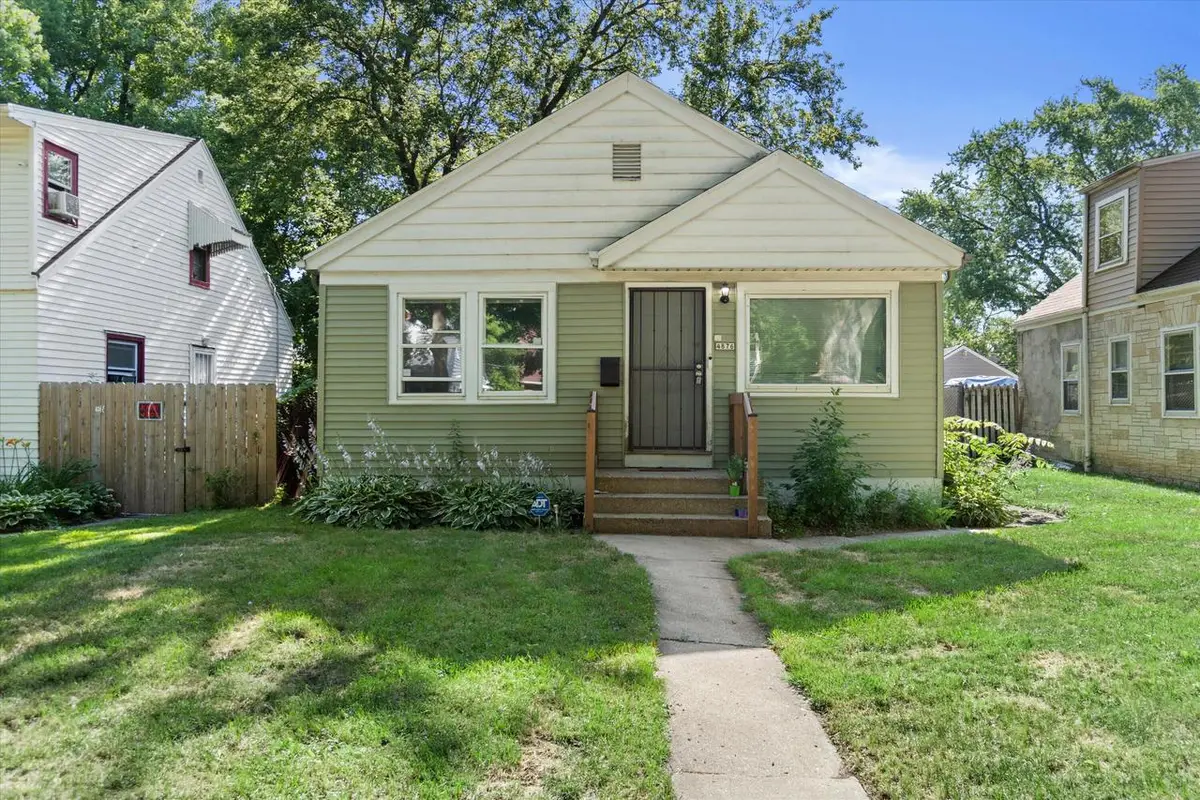 4876 N 21st STREET, Milwaukee, WI 53209 - #1