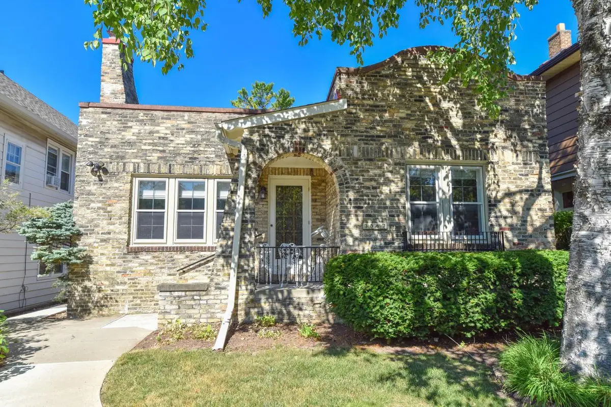 3567 N Murray AVENUE, Shorewood, WI 53211 - #1