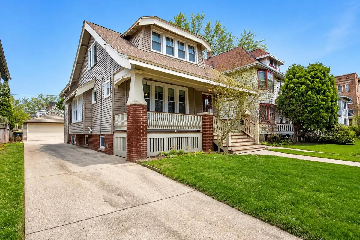 3929 N Maryland AVENUE, Shorewood, WI 53211 - #1