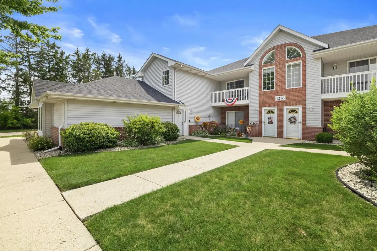 1276 Village Centre DRIVE #7, Kenosha, WI 53144 - #1