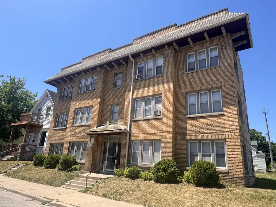 2767 N Holton STREET, Milwaukee, WI 53212 - #2