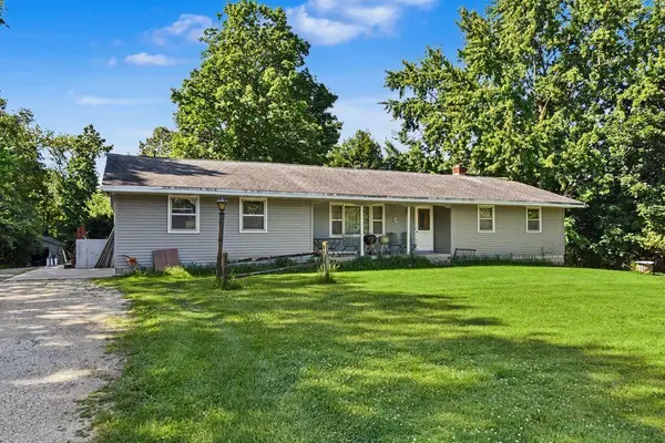 11927 Western AVENUE, Cedarburg, WI 53012
