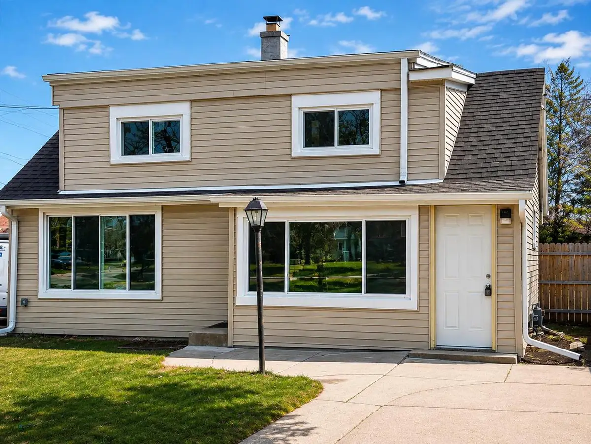 6082 N 36th STREET, Milwaukee, WI 53209 - #1