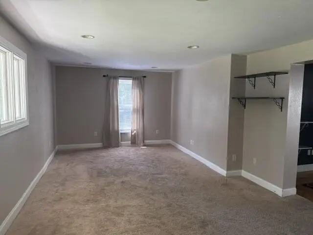614 Whitewater AVENUE, Fort Atkinson, WI 53538 - #3